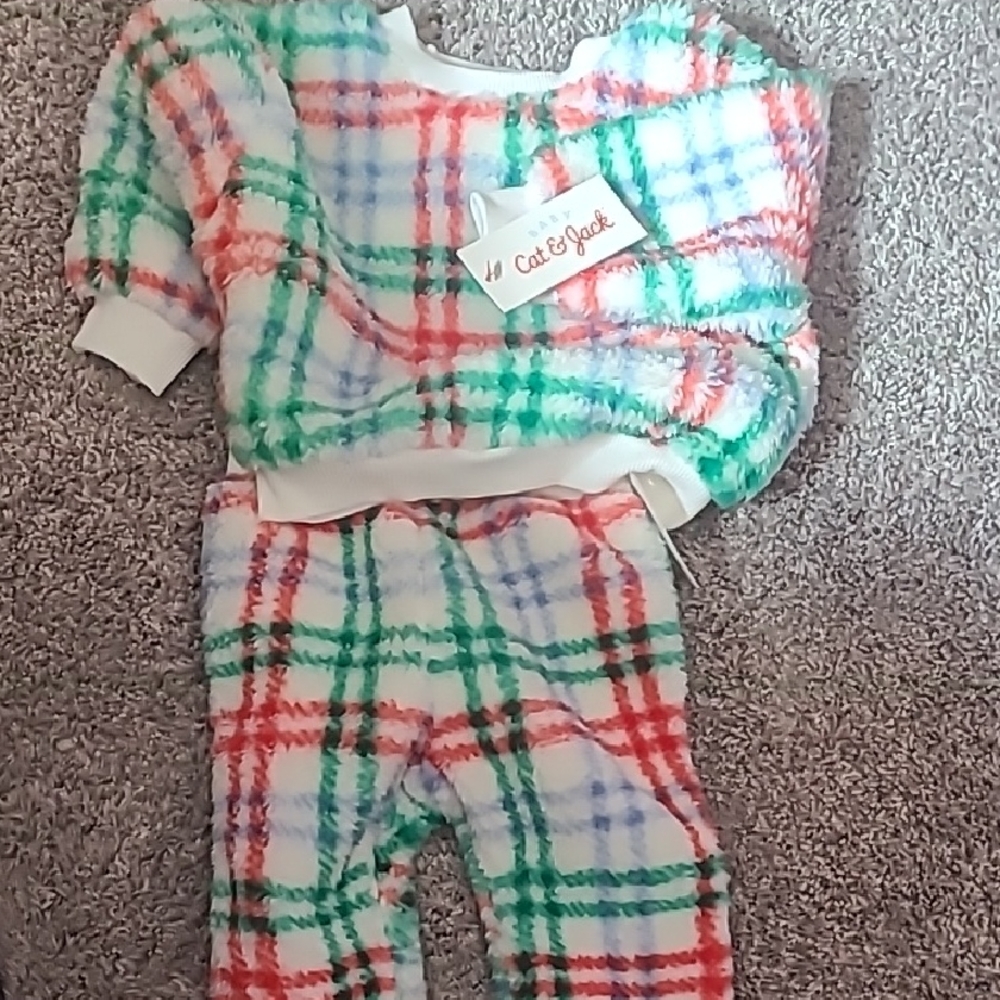 Cat & Jack Colorful Plaid Fuzzy Outfit